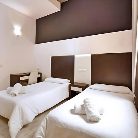 Alhambra Suites-3